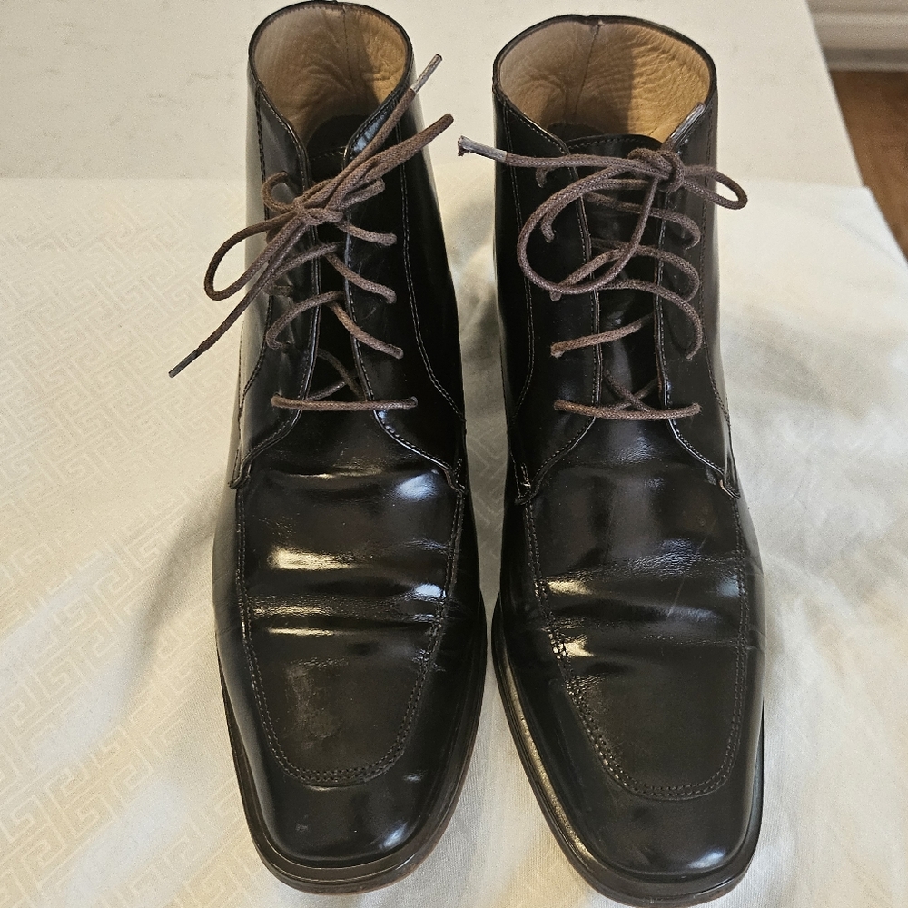 Ann Taylor String-up Patent Brown Leather Bootie
